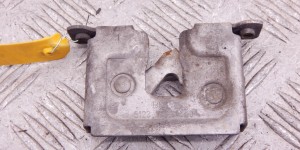 Замок капота BMW 3-series (E90/91/92) 51 23 7 115 229 Замок капота BMW 3-series (E90/91/92) 51 23 7 115 229