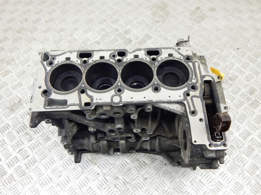 Блок цилиндров BMW 1-series (E87) 11 11 2 285 306