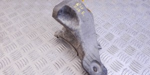Кронштейн двигателя BMW 5-series (E60/61) 22 11 6 777 056