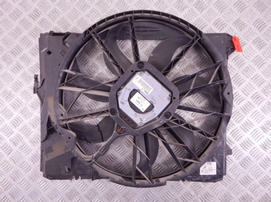 Вентилятор радиатора BMW 3-series (E90/91/92) 17 42 7 522 055
