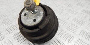 Подушка крепления двигателя BMW 5-series (E39) 22 11 1 095 517