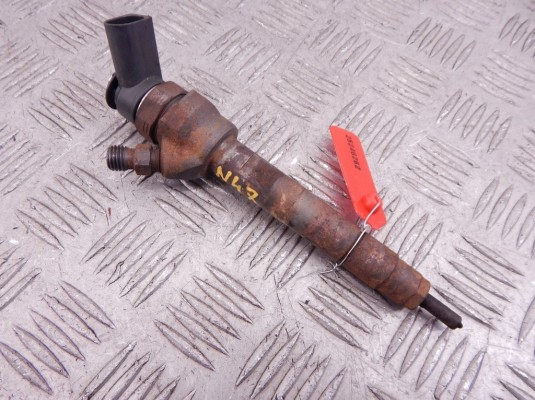 Форсунка BMW 1-series (E87) 13 53 7 798 446