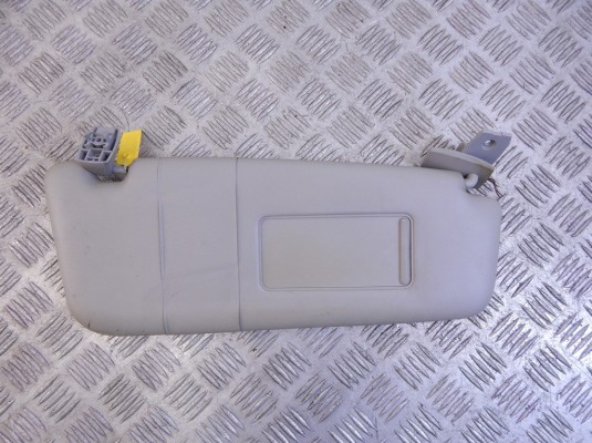 Козырек солнцезащитный BMW 5-series (E60/61) 51 16 7 066 650