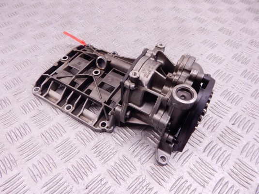Насос масляный BMW 3-series (E90/91/92) 11 41 7 798 014 Насос масляный BMW 3-series (E90/91/92) 11 41 7 798 014