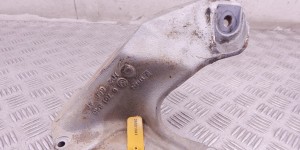 Кронштейн двигателя BMW X5-series (E53) 22 11 6 751 345