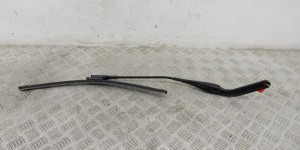 Щеткодержатель (поводок стеклоочистителя, дворник) BMW 1-series (E87) 61 60 7 122 136 Щеткодержатель (поводок стеклоочистителя, дворник) BMW 1-series (E87) 61 60 7 122 136