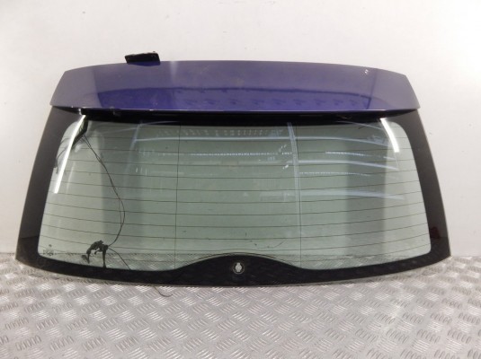 Стекло заднее BMW 3-series (E46) 51 31 8 255 292