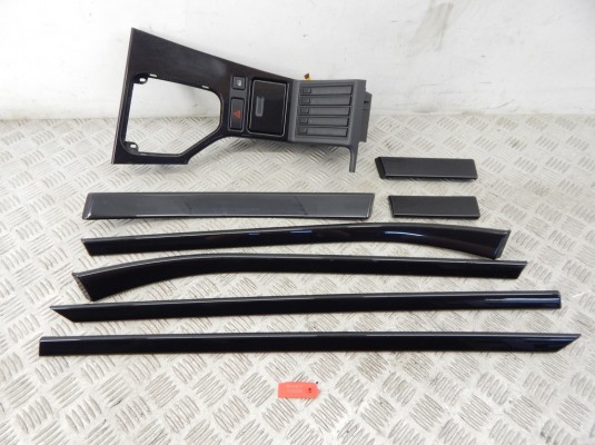 Накладка декоративная салона (комплект) BMW 5-series (E39) 51 16 8 256 297