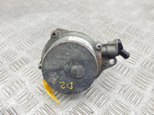 Насос вакуумный BMW X5-series (E53) 11 66 7 795 142