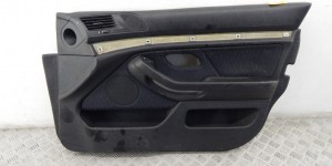 Обшивка двери передней правой (дверная карта) BMW 5-series (E39) Обшивка двери передней правой (дверная карта) BMW 5-series (E39)