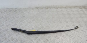 Щеткодержатель (поводок стеклоочистителя, дворник) BMW 3-series (E46) 61 61 7 007 128