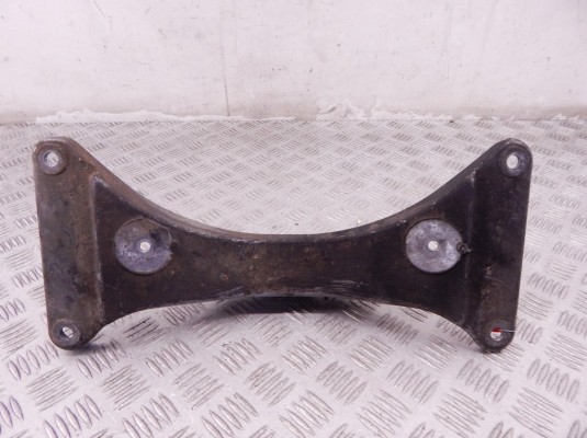 Кронштейн КПП BMW 5-series (E39) 22 31 1 096 104