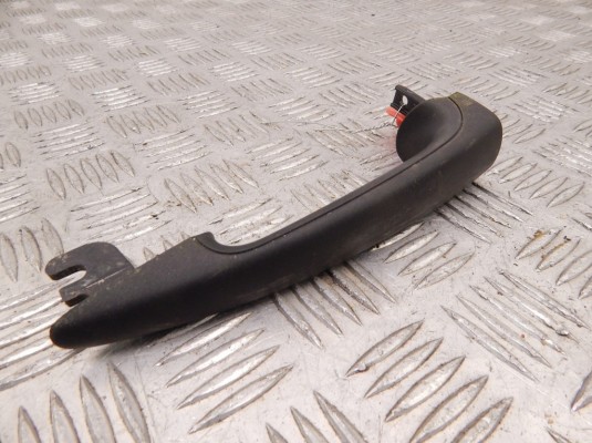 Ручка наружная передняя правая BMW 3-series (E46) 51 21 8 253 456