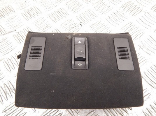 Кнопка открывания люка BMW 5-series (E60/61) 61 31 6 907 288 Кнопка открывания люка BMW 5-series (E60/61) 61 31 6 907 288