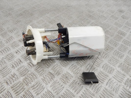 Насос топливный BMW X1-series (E84) 16 11 7 197 076