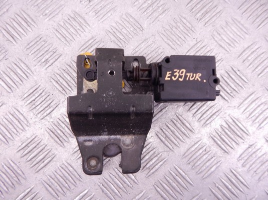 Замок багажника BMW 5-series (E39) 51 24 8 168 892 Замок багажника BMW 5-series (E39) 51 24 8 168 892