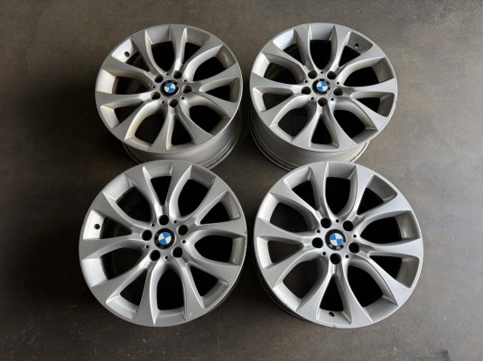 Диск литой BMW X5-series (E53) 36 11 6 853 953