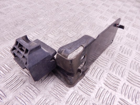 Передняя панель крепления облицовки (телевизор) BMW 3-series (E90/91/92) 51 64 7 117 812