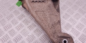 Кронштейн двигателя LAND-ROVER RANGE ROVER(2002-2005) 22 11 6 754 410 Кронштейн двигателя LAND-ROVER RANGE ROVER(2002-2005) 22 11 6 754 410