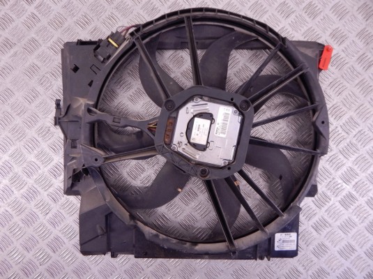 Вентилятор радиатора BMW X1-series (E84) 17 42 7 545 366