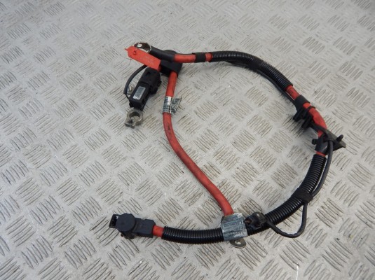 Плюсовой провод аккумулятора BMW 7-series (E65/66) 61 12 6 904 905 Плюсовой провод аккумулятора BMW 7-series (E65/66) 61 12 6 904 905