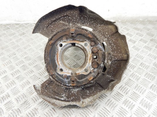 Ступица задняя правая BMW X5-series (E70) 33 32 6 879 102