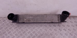 Интеркулер BMW 3-series (E90/91/92) 17 51 7 789 333 Интеркулер BMW 3-series (E90/91/92) 17 51 7 789 333