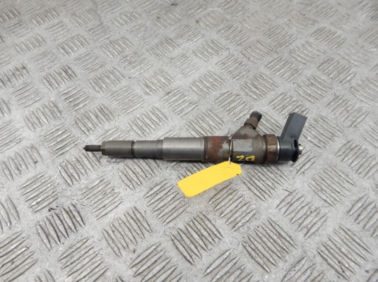 Форсунка BMW 5-series (E60/61) 13 53 7 794 652 Форсунка BMW 5-series (E60/61) 13 53 7 794 652