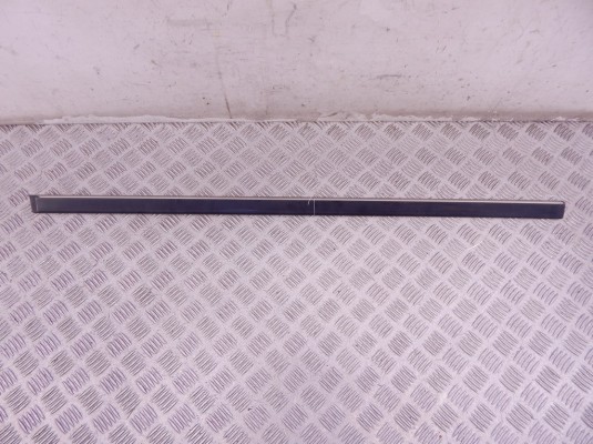 Молдинг двери передней левой BMW 5-series (E39) 51 13 8 159 295