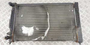 Радиатор (основной) VOLKSWAGEN PASSAT 5+ (2000-2005) Радиатор (основной) VOLKSWAGEN PASSAT 5+ (2000-2005)