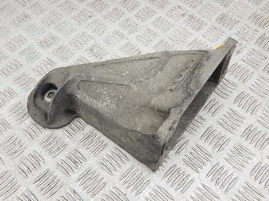 Кронштейн двигателя LAND-ROVER RANGE ROVER(2002-2005) 22 11 6 754 410 Кронштейн двигателя LAND-ROVER RANGE ROVER(2002-2005) 22 11 6 754 410