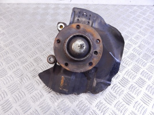 Ступица передняя правая BMW 3-series (E46) 31 21 1 096 430