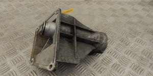 Кронштейн полуоси BMW X5-series (E53) 31 53 7 503 120