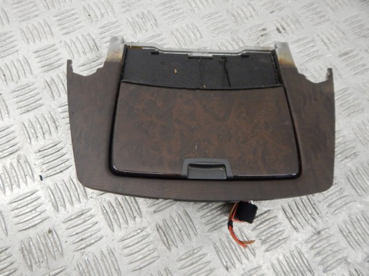 Пепельница BMW 7-series (E65/66) 51 16 8 223 327 Пепельница BMW 7-series (E65/66) 51 16 8 223 327