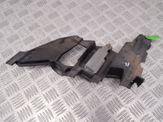 Крепление фары левой BMW X5-series (E53) 63 12 8 386 709