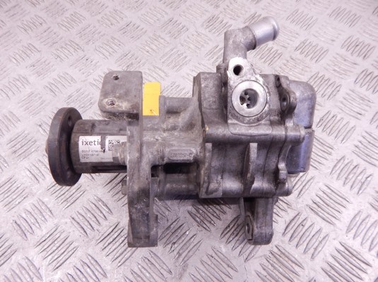 Насос гидроусилителя руля BMW 7-series (F01/02) 32 41 6 796 493