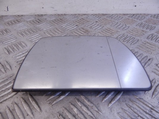 Стекло зеркала наружного правого BMW X3-series (E83) 51 16 3 404 626