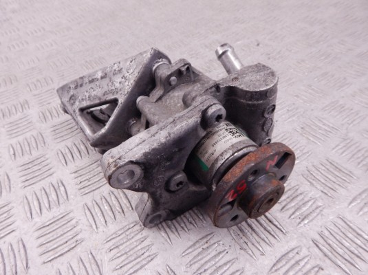 Насос гидроусилителя руля BMW 3-series (E90/91/92) 32 41 4 042 171