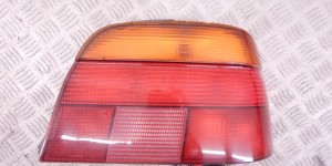 Фонарь задний правый BMW 5-series (E39) 8358032