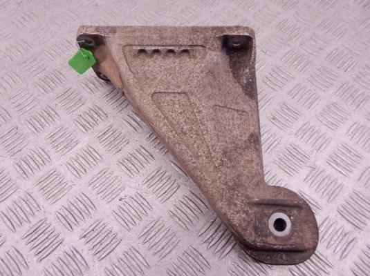 Кронштейн двигателя LAND-ROVER RANGE ROVER(2002-2005) 22 11 6 754 410 Кронштейн двигателя LAND-ROVER RANGE ROVER(2002-2005) 22 11 6 754 410