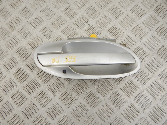 Ручка наружная передняя правая BMW 7-series (E65/66) 51 21 7 191 892 Ручка наружная передняя правая BMW 7-series (E65/66) 51 21 7 191 892