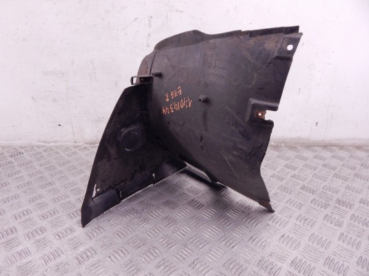 Защита арок передняя правая (подкрылок) BMW 3-series (E46) 51 71 8 193 812 Защита арок передняя правая (подкрылок) BMW 3-series (E46) 51 71 8 193 812