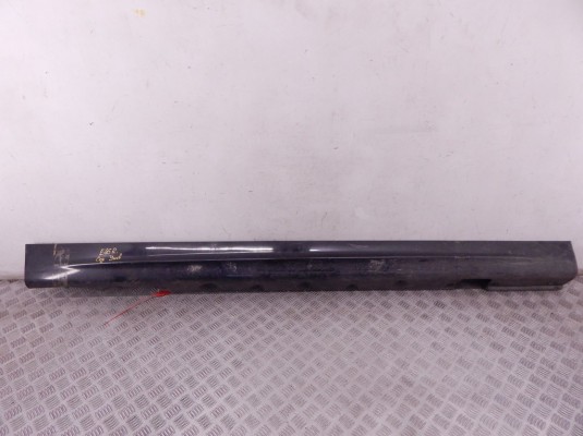 Накладка на порог BMW 3-series (E46) 51 71 8 209 756 Накладка на порог BMW 3-series (E46) 51 71 8 209 756