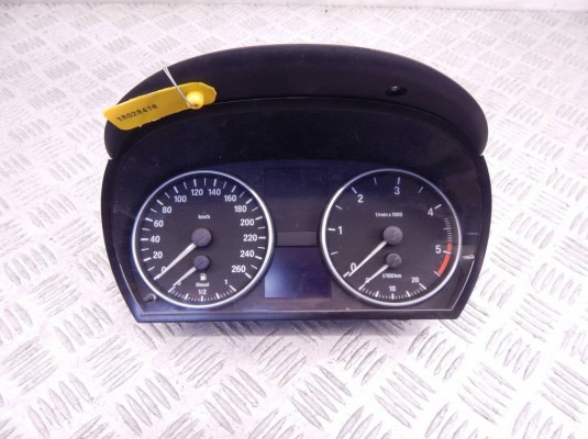 Щиток приборов (приборная панель) BMW 3-series (E90/91/92) 62 10 9 122 602