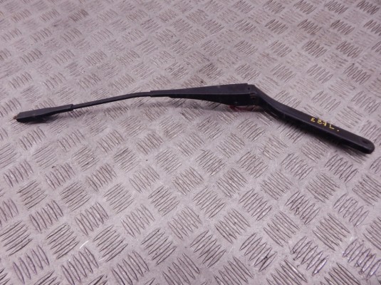 Щеткодержатель (поводок стеклоочистителя, дворник) BMW 1-series (E87) 61 61 7 160 009