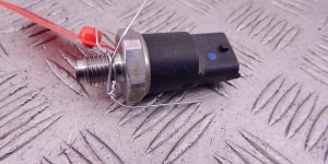 Датчик давления топлива LAND-ROVER RANGE ROVER(2002-2005) 13 53 7 812 345