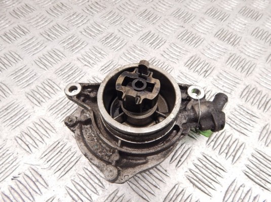 Насос вакуумный BMW 3-series (E90/91/92) 11 66 7 791 232