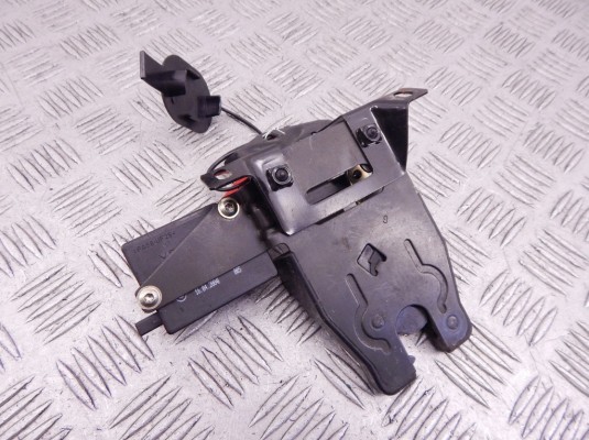 Замок багажника BMW 5-series (E39) 51 24 8 168 892