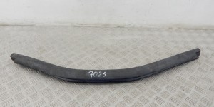 Уплотнитель капота BMW 3-series (F30/31) 51 76 7 239 146