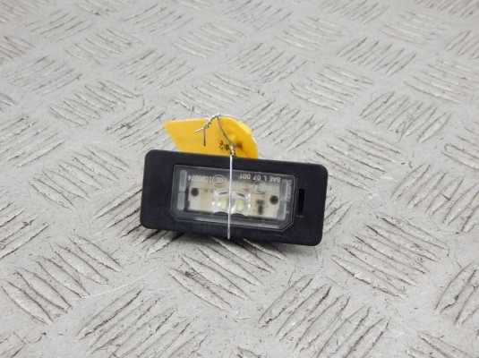 Подсветка номера BMW X6-series (E71) 63 26 7 193 293 Подсветка номера BMW X6-series (E71) 63 26 7 193 293